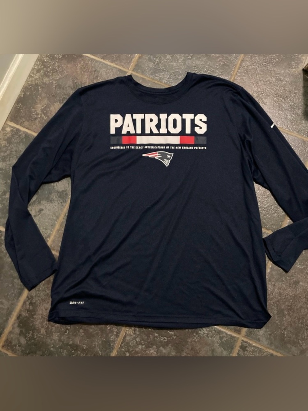 Nike New England Patriots Long Sleeve T-Shirt - Navy Men’s Size XXL